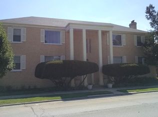 929 Bellwood Ave, Bellwood, IL 60104