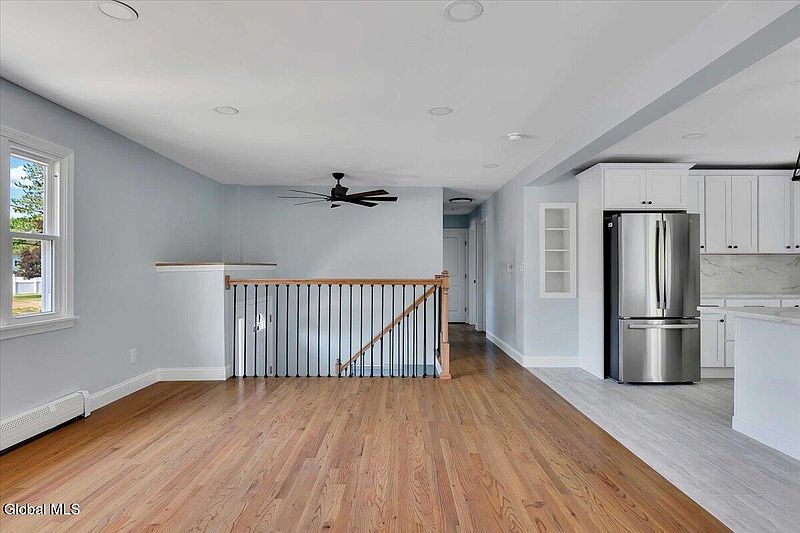 5th image of 27 Clearview Boulevard