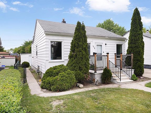 5th image of 3174 Manchester Rd