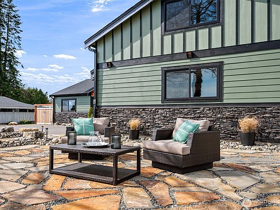 3rd image of 8227 Comox Road