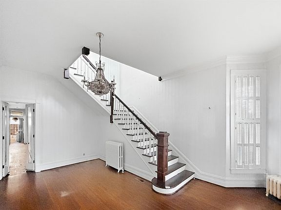 3rd image of 220 S Morgan St