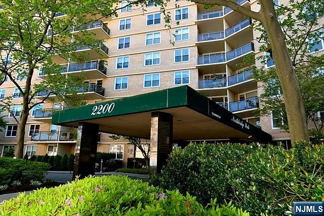 1st image of 2200 Central Road #15N