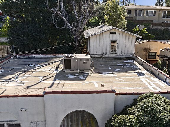 2nd image of 1720 Orchard Ave