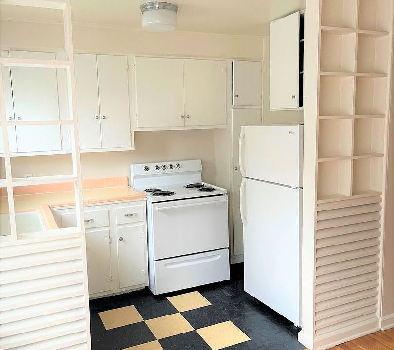1st image of 5740 SE Milwaukie Ave #40-2