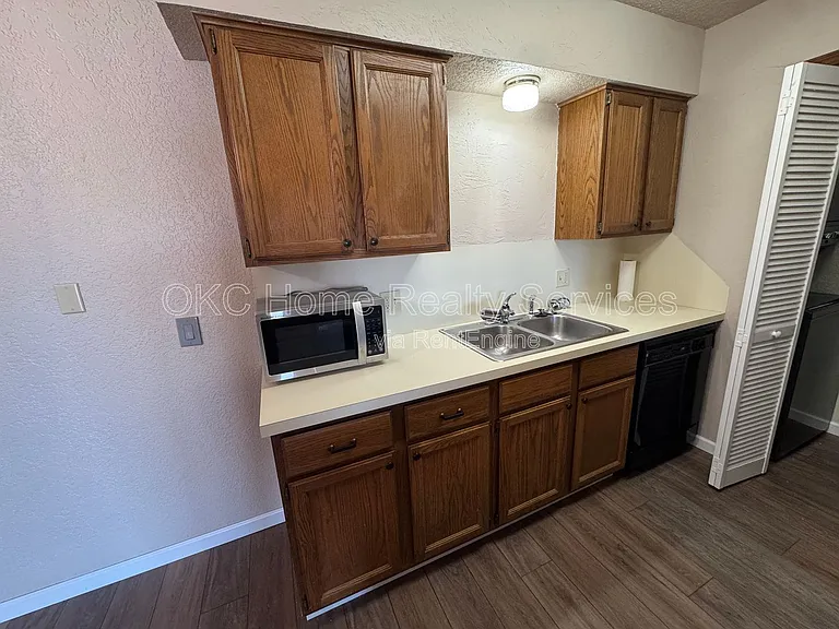 3200 W Britton Rd #296 — Photo 4