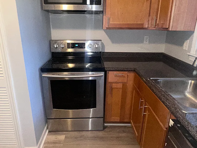 5538 Manning Rd — Photo 4