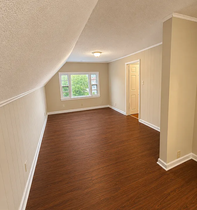 118 Rano St #2