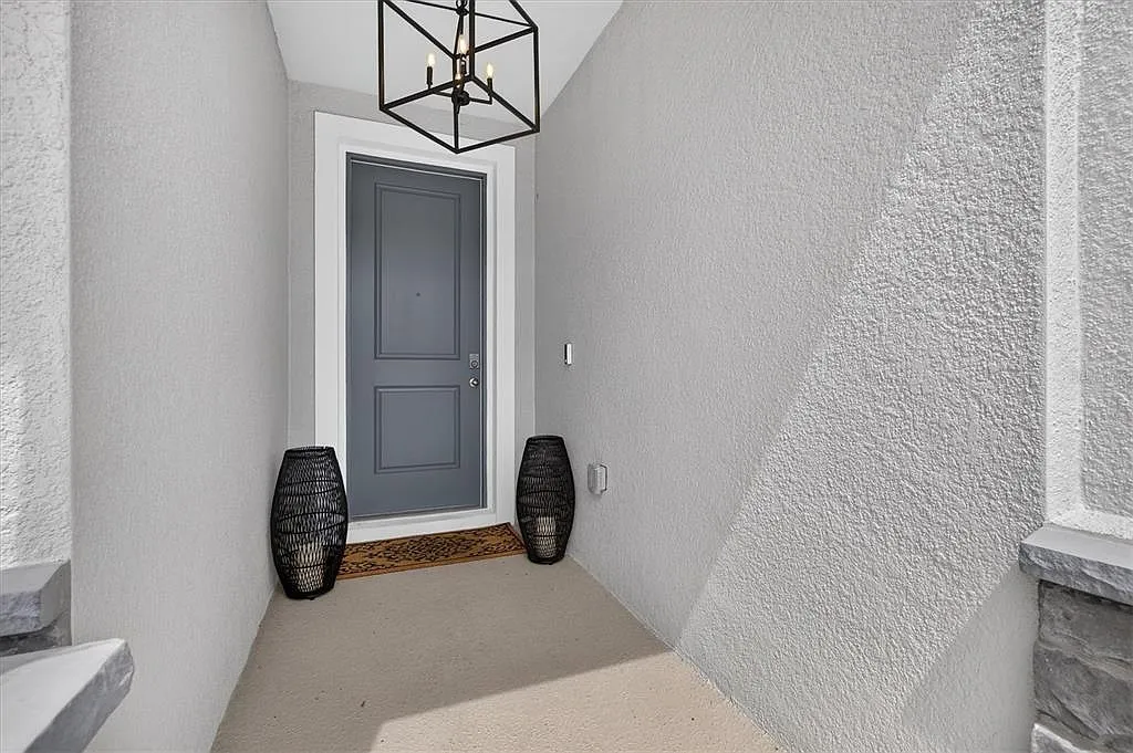 3 bed, 2.0 bath, 2836 sqft, $3,500 — Photo 4