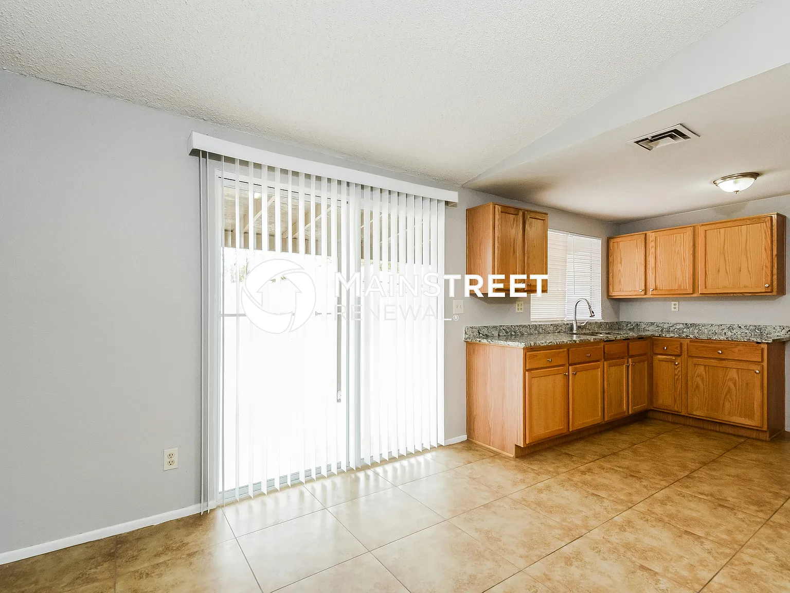2570 W Vereda de las Nubes — Photo 4