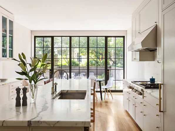 354 West 20th Street image 1 of 25