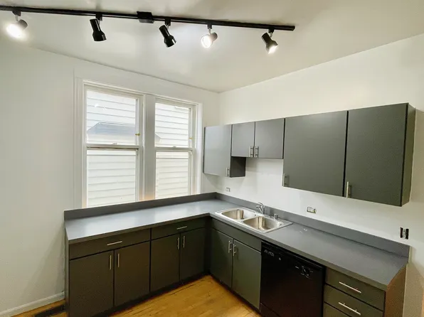 1721 W Farragut Ave, Chicago, IL 60640