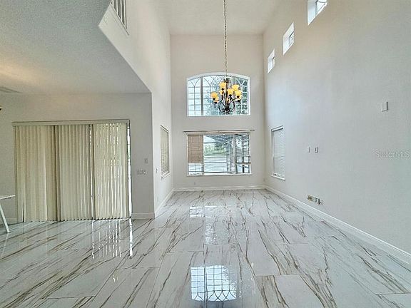 2nd image of 844 Spring Oak Cir