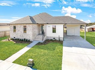 8308 Creole Dr, Chalmette, LA 70043