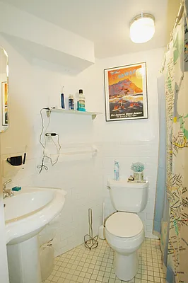 Rented by BLU Real Estate | media 20