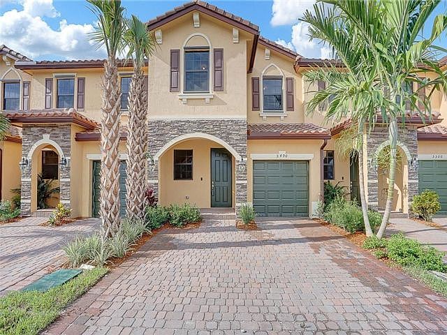 1st image of 5490 NW 27th St #1
