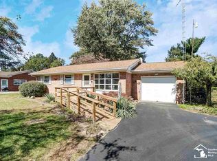 1350 Smith Rd, Temperance, MI 48182