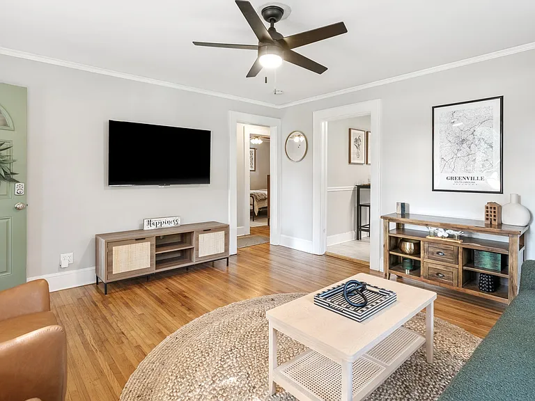 207 Brookside Ave — Photo 4