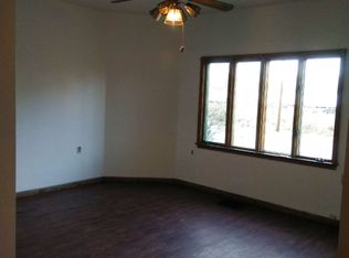 725 Madison St, Conneaut, OH 44030