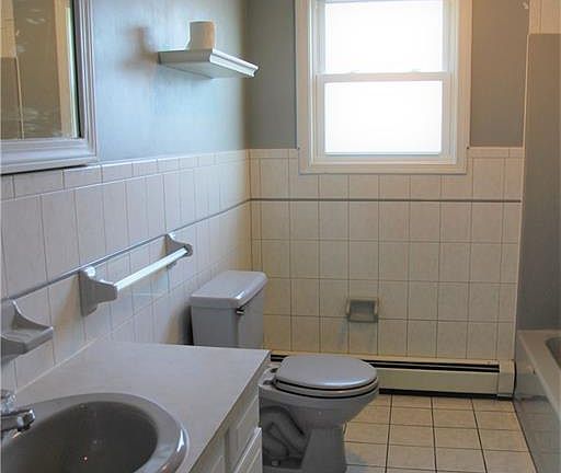 5th image of 55 Oakwood Ave