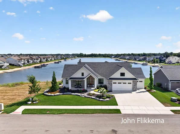 8326 Tantrum Dr, Allendale, MI 49401