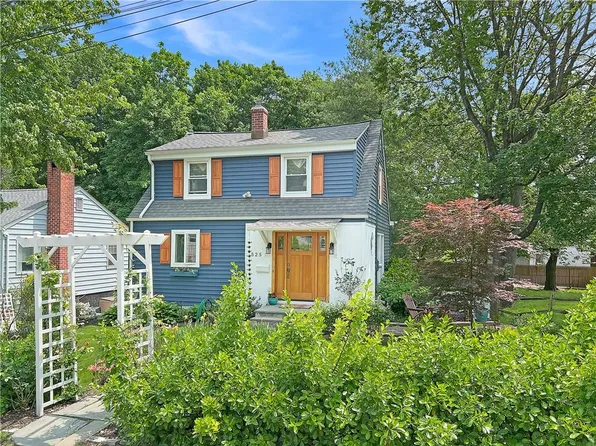 525 N Wagner Avenue, Mamaroneck, NY 10543