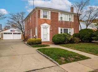 60 Chestnut St FLOOR 1, Rockville Centre, NY 11570