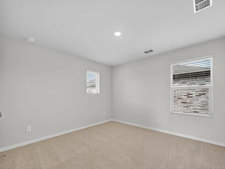 1402 Bridgestone Dr — Photo 15