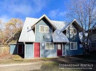1431 1/2 W Broadway, Eugene, OR 97402