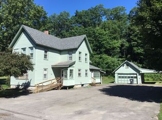 161 Pioneer St, Amsterdam, NY 12010