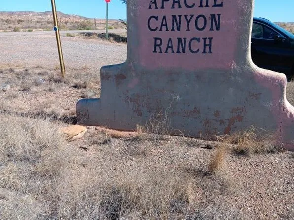 Canyon Dr, Laguna, NM 87026