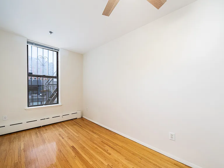 163 York St #3A — Photo 13