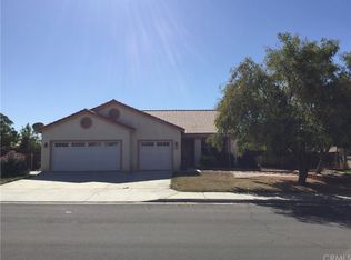 250 Tradewinds Ln, San Jacinto, CA 92583