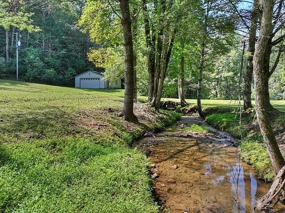 3rd image of 7233 Shakerag Rd