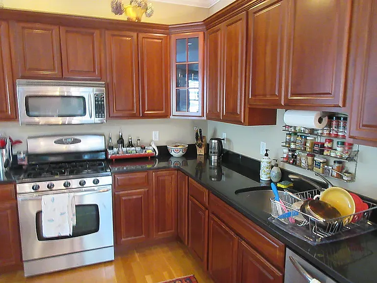 892 E Broadway #2 — Photo 11