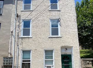 230 Hermitage St #2F, Philadelphia, PA 19127