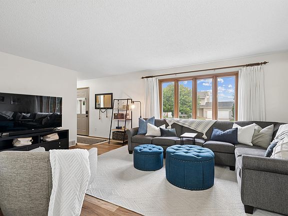 3rd image of 2810 Ryan Dr
