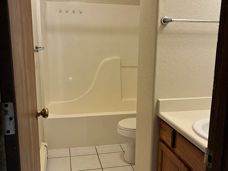 316 Arrowhead Dr #D — Photo 13