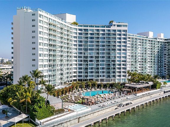 4th image of 1100 West Ave #408
