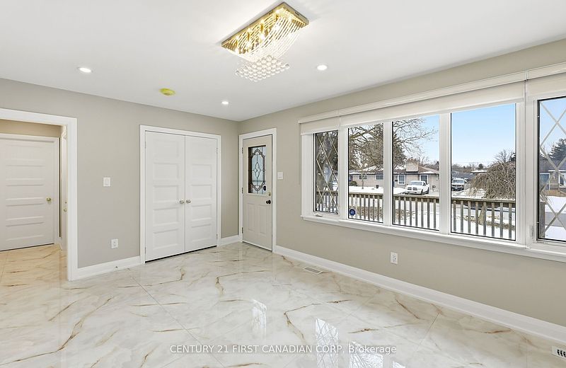 London House for rent - 6 Bedrooms — photo 3