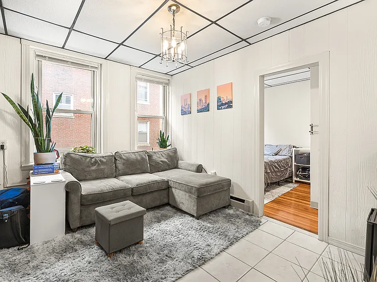 4 Baldwin Pl #2 — Photo 1