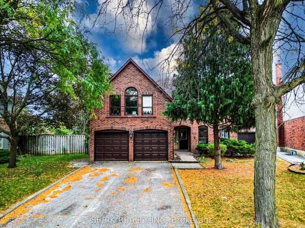 32 Neptune Ct, Brampton, ON L6S 4H3