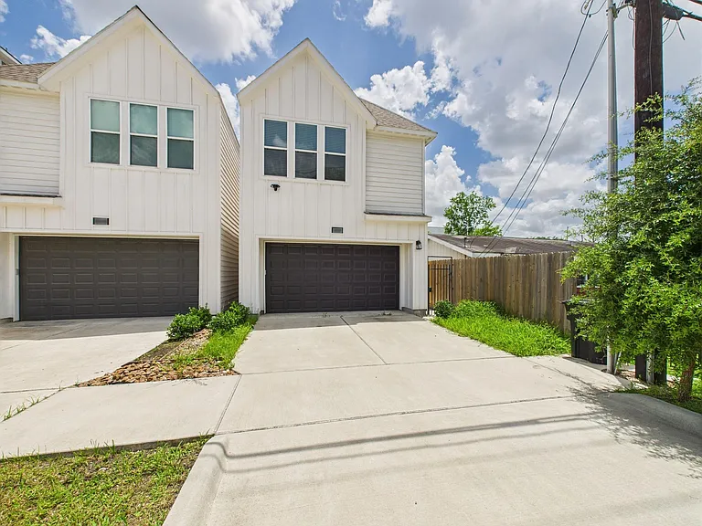 4306 Idaho St — Photo 3