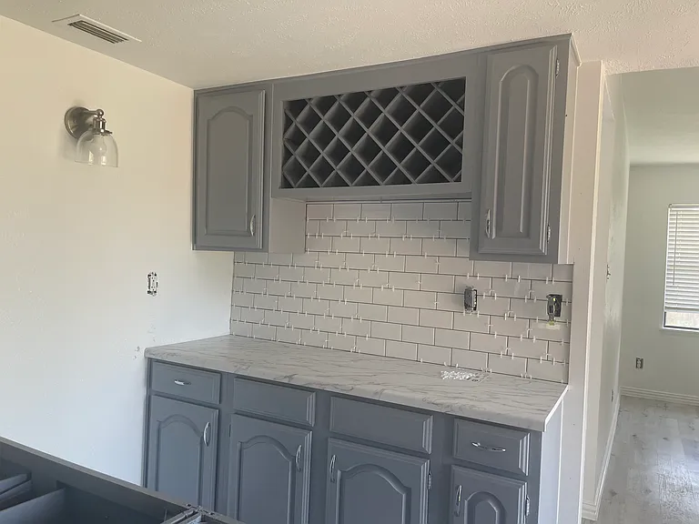 201 Park Meadow Way — Photo 9