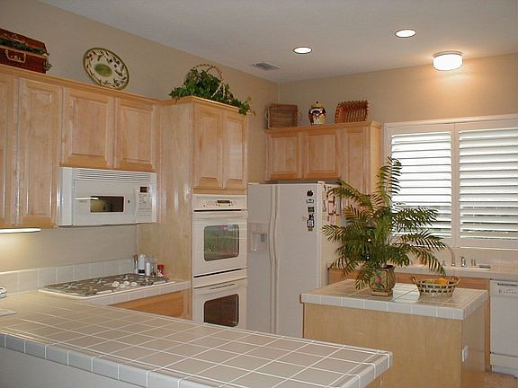 5th image of 7919 McGann Ct