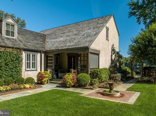 170 N Main St, New Hope, PA 18938