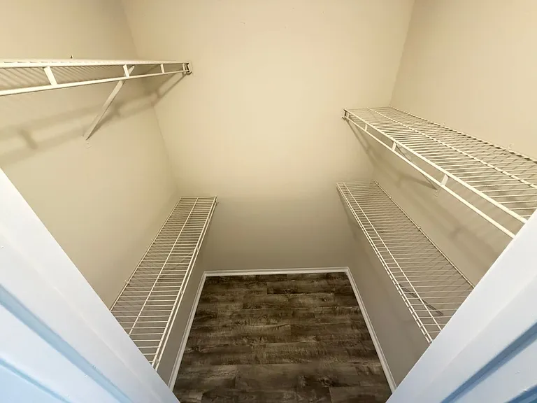 4124 Pershing Pointe Pl #4 — Photo 24