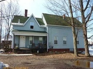 18 Rowell St, Madison, ME 04950