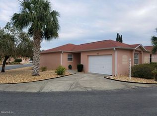805 San Carlos Ct, Lady Lake, FL 32159