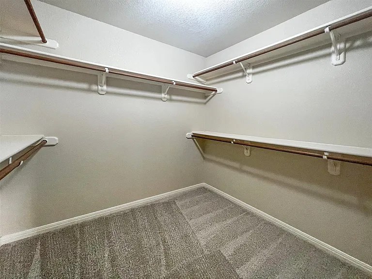 6204 Old Harbor Ln — Photo 13