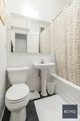 Rented by Bond New York | media 14